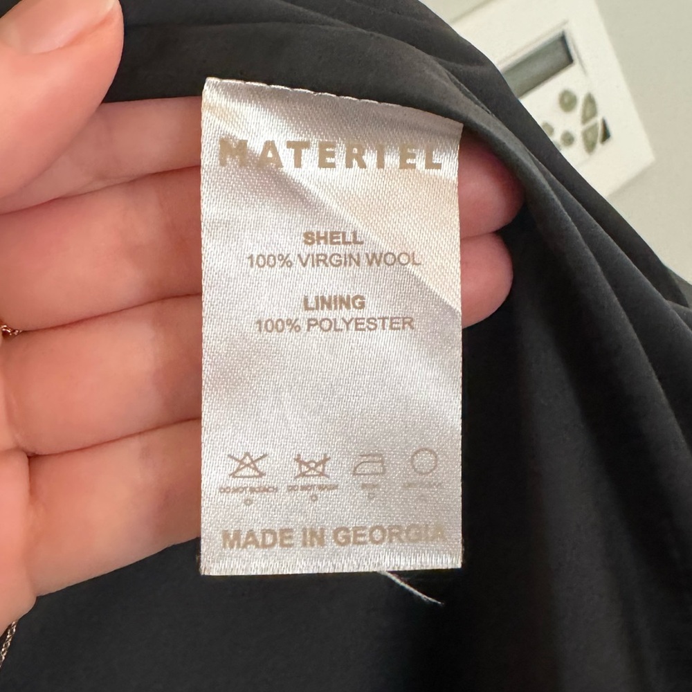 Single Breasted Wool Blazer - image 3